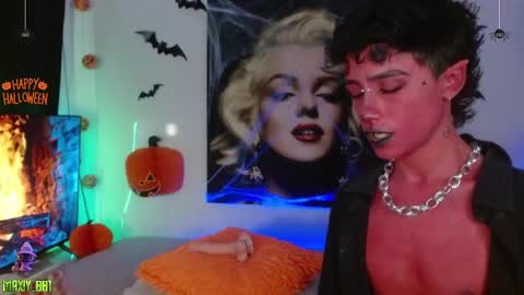 Max online show from October 2025 04:31:02 AM