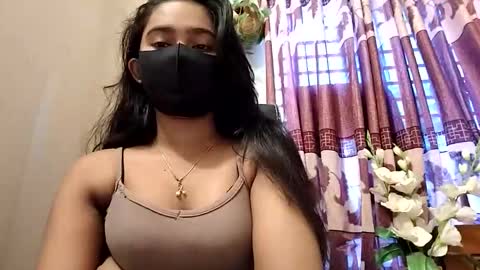 Snapshot of maxladycox chatting on November 2025 04:45:02 AM Dorea online show from November 2025 04:45:02 AM