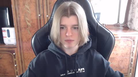 Snapshot of maxplay18 chatting on February 2025 10:51:01 AM Max online show from February 2025 10:51:01 AM