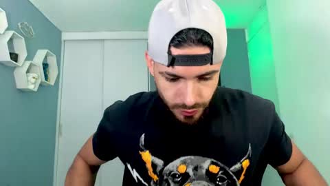 Maxi online show from October 2025 12:22:01 AM