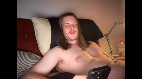 Snapshot of maxwatts95 chatting on February 2025 07:57:02 PM Max Watts online show from February 2025 07:57:02 PM