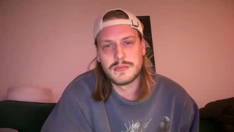 Snapshot of maxwatts95 chatting on October 2025 06:03:02 AM Max Watts online show from October 2025 06:03:02 AM