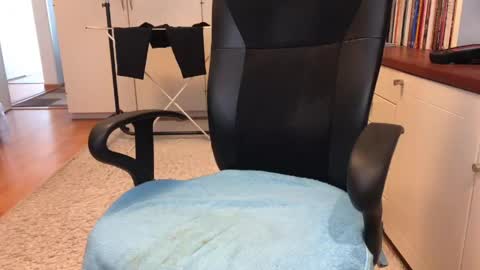 Max online show from April 2026 07:11:01 AM