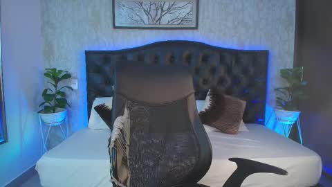 Maxxi online show from November 2025 04:00:02 AM