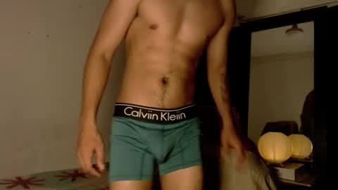 Snapshot of maxximus_10 chatting on January 2025 07:04:01 AM maxximus_10 online show from January 2025 07:04:01 AM