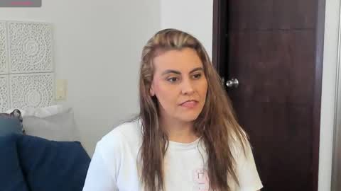 Victoria online show from September 2025 02:49:02 PM