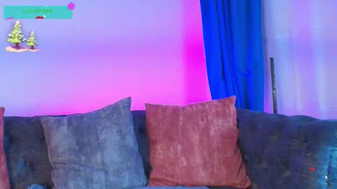 Snapshot of may_wood chatting on December 2025 12:03:02 PM may_wood online show from December 2025 12:03:02 PM