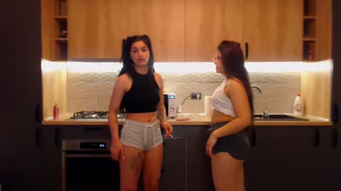 Maya online show from February 2025 08:11:02 PM