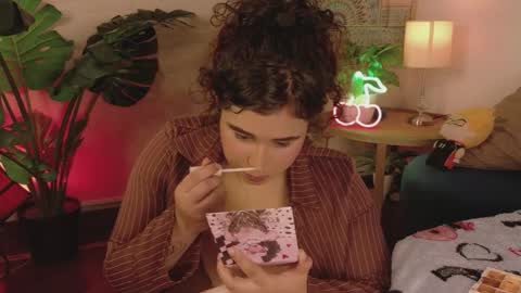 maya_house online show from April 2026 04:12:01 AM