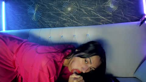 Snapshot of maya_lisa chatting on September 2025 09:30:01 PM Karah online show from September 2025 09:30:01 PM