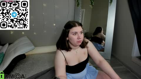 Snapshot of maya_raay chatting on May 2026 01:03:02 AM Maya online show from May 2026 01:03:02 AM
