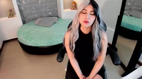 Snapshot of maya_rivers chatting on October 2025 04:16:01 AM Maya online show from October 2025 04:16:01 AM