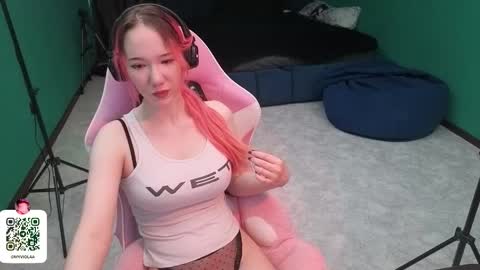 Maya Viola online show from March 2026 06:16:02 AM