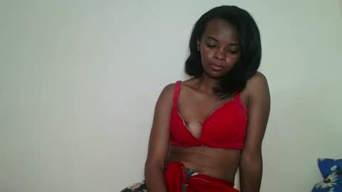 Snapshot of mayalabelle chatting on November 2025 05:44:02 PM mayalabelle online show from November 2025 05:44:02 PM