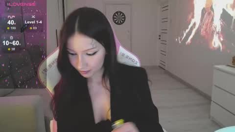 Snapshot of mayales chatting on October 2025 06:50:02 PM Mayales online show from October 2025 06:50:02 PM