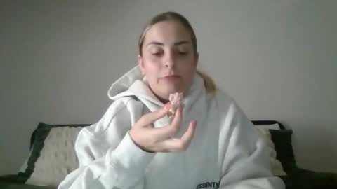 mayamae5324 online show from June 2026 03:47:02 PM