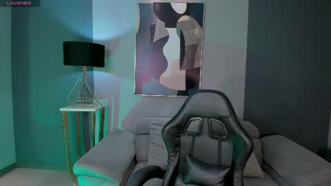 Snapshot of mayamoretti chatting on July 2026 08:22:01 PM Maya online show from July 2026 08:22:01 PM