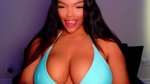 Snapshot of maybabi chatting on May 2026 12:12:01 PM MayBabi online show from May 2026 12:12:01 PM