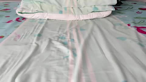 Snapshot of maybelline_666 chatting on November 2025 07:25:01 PM Maybelline69 online show from November 2025 07:25:01 PM