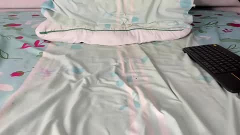 Snapshot of maybelline_666 chatting on November 2025 07:30:01 AM Maybelline69 online show from November 2025 07:30:01 AM