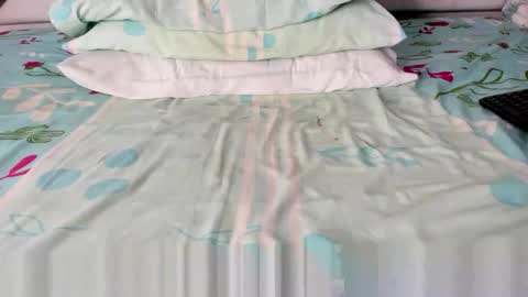 Snapshot of maybelline_666 chatting on November 2025 09:17:01 PM Maybelline69 online show from November 2025 09:17:01 PM