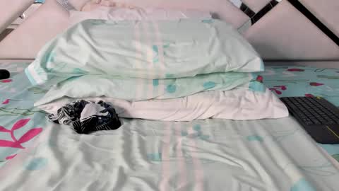 Maybelline69 online show from April 2026 01:00:01 AM