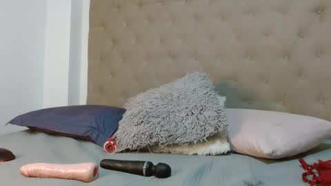 MAYA online show from November 2025 01:36:01 AM