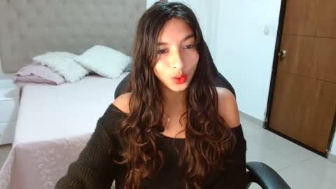 Snapshot of maydivaxox chatting on January 2026 08:12:01 PM MAYA online show from January 2026 08:12:01 PM