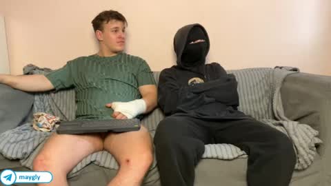 Snapshot of maygly chatting on May 2026 02:25:02 PM Slava and Alextatto online show from May 2026 02:25:02 PM