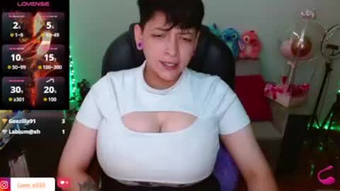Snapshot of maylyy_kan chatting on July 2026 05:59:02 PM Mayle kan online show from July 2026 05:59:02 PM