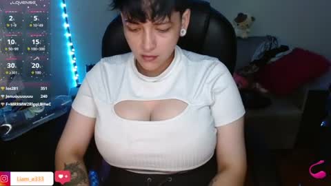 Snapshot of maylyy_kan chatting on July 2026 02:20:02 AM Mayle kan online show from July 2026 02:20:02 AM