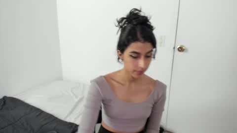 Snapshot of mazikeen_18 chatting on November 2025 01:13:01 PM mazikeen_18 online show from November 2025 01:13:01 PM