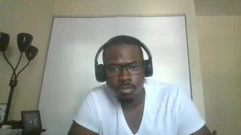 Snapshot of mbsupreme chatting on September 2025 09:53:01 PM Mark online show from September 2025 09:53:01 PM