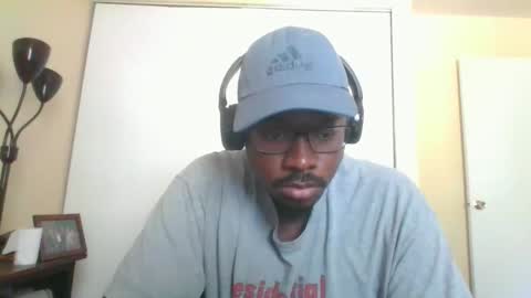 Snapshot of mbsupreme chatting on October 2025 03:42:01 PM Mark online show from October 2025 03:42:01 PM