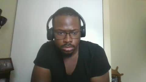 Snapshot of mbsupreme chatting on October 2025 03:53:01 PM Mark online show from October 2025 03:53:01 PM