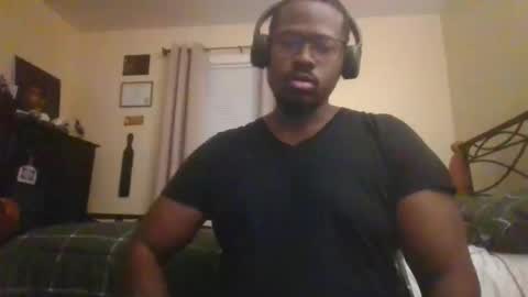 Snapshot of mbsupreme chatting on November 2025 06:14:01 AM Mark online show from November 2025 06:14:01 AM