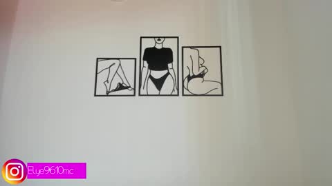 Snapshot of mcdonald_ellie chatting on October 2025 06:46:02 PM Ellie online show from October 2025 06:46:02 PM