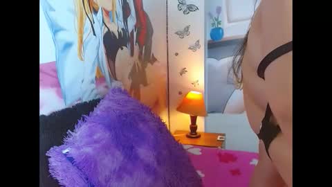 mackenna av online show from November 2025 12:59:03 PM