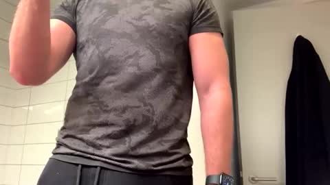 mcr8080 online show from December 2024 03:20:02 PM