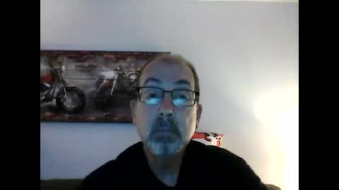 Snapshot of meathome3 chatting on December 2024 01:02:01 PM me at home online show from December 2024 01:02:01 PM
