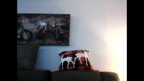 Snapshot of meathome3 chatting on January 2025 01:14:02 PM me at home online show from January 2025 01:14:02 PM