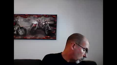 Snapshot of meathome3 chatting on February 2025 08:31:01 PM me at home online show from February 2025 08:31:01 PM