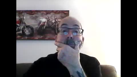 Snapshot of meathome3 chatting on February 2025 10:26:02 PM me at home online show from February 2025 10:26:02 PM