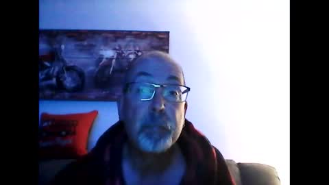 Snapshot of meathome3 chatting on October 2025 09:56:02 AM me at home online show from October 2025 09:56:02 AM