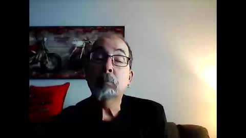 Snapshot of meathome3 chatting on February 2026 05:22:02 PM me at home online show from February 2026 05:22:02 PM