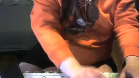 Snapshot of mecha_wolf chatting on February 2026 02:31:02 AM LunerWolf online show from February 2026 02:31:02 AM