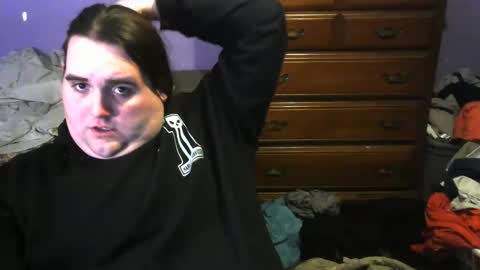 Snapshot of mecha_wolf chatting on March 2026 04:07:02 AM LunerWolf online show from March 2026 04:07:02 AM