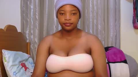 Snapshot of meddy_maya chatting on November 2025 10:59:01 AM Meddy maya online show from November 2025 10:59:01 AM