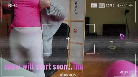 Snapshot of medelainexx chatting on October 2025 12:53:02 PM Milena online show from October 2025 12:53:02 PM