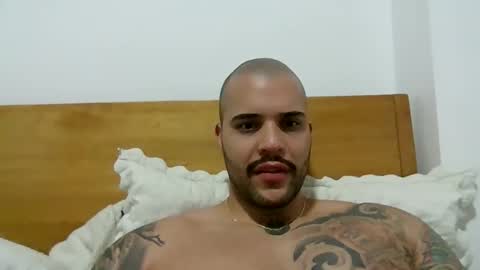 Snapshot of medellindrak chatting on January 2025 11:29:01 PM filippoae online show from January 2025 11:29:01 PM